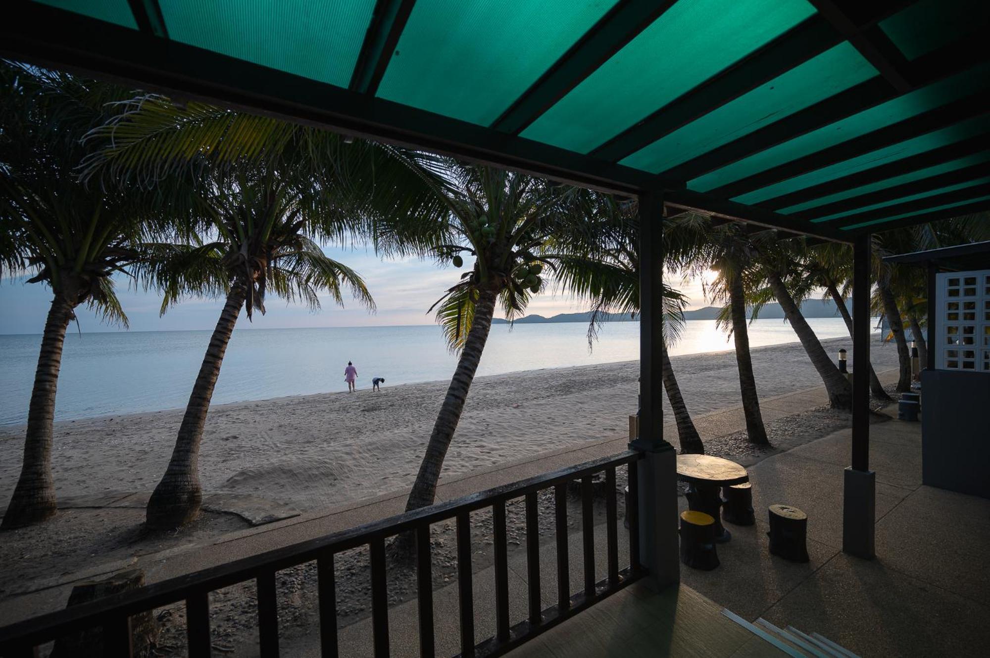 Baan Faa Talaychan Resort Praia de Chao Lao Exterior foto